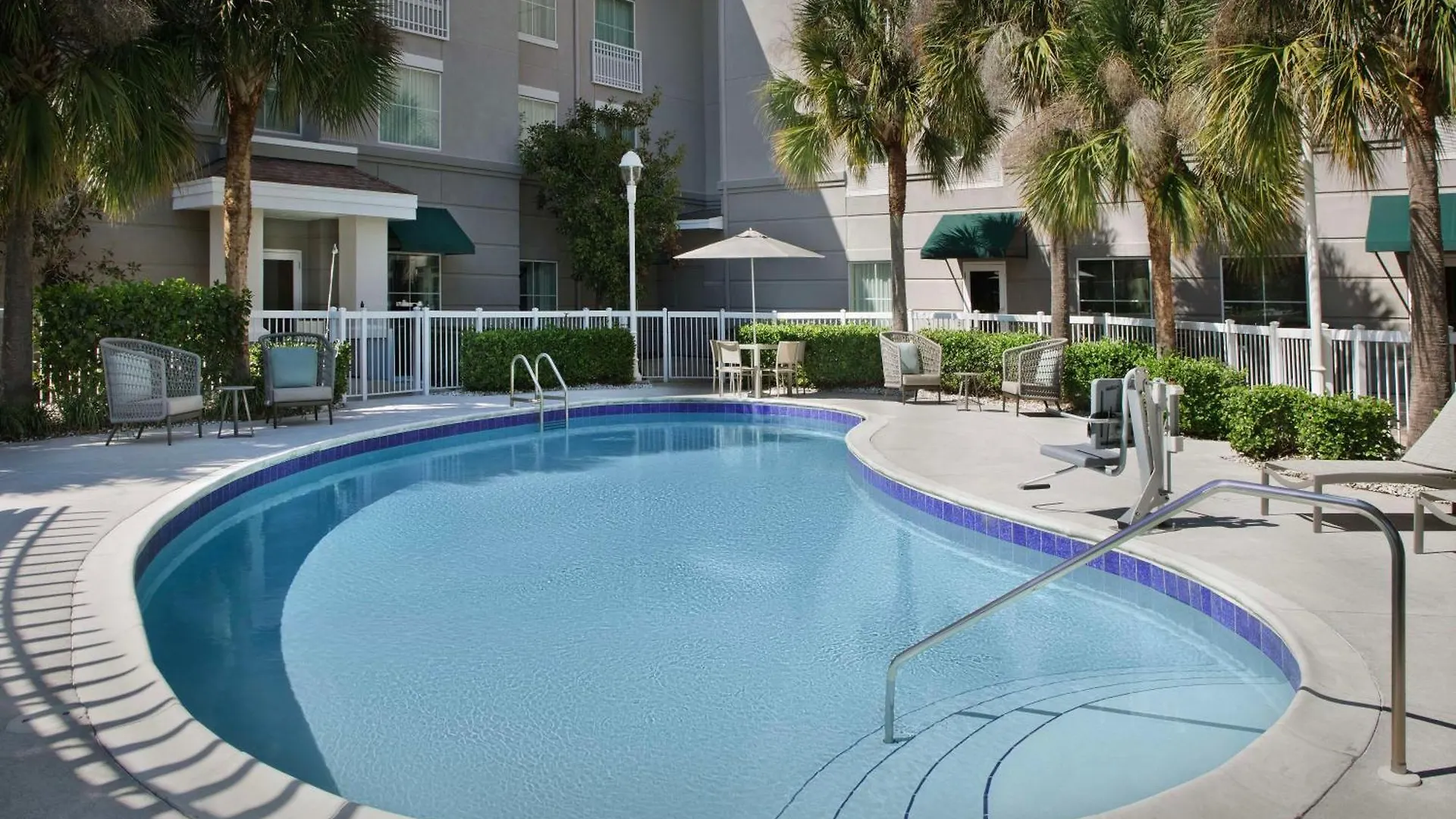 Homewood Suites By Hilton Orlando Airport Hotel