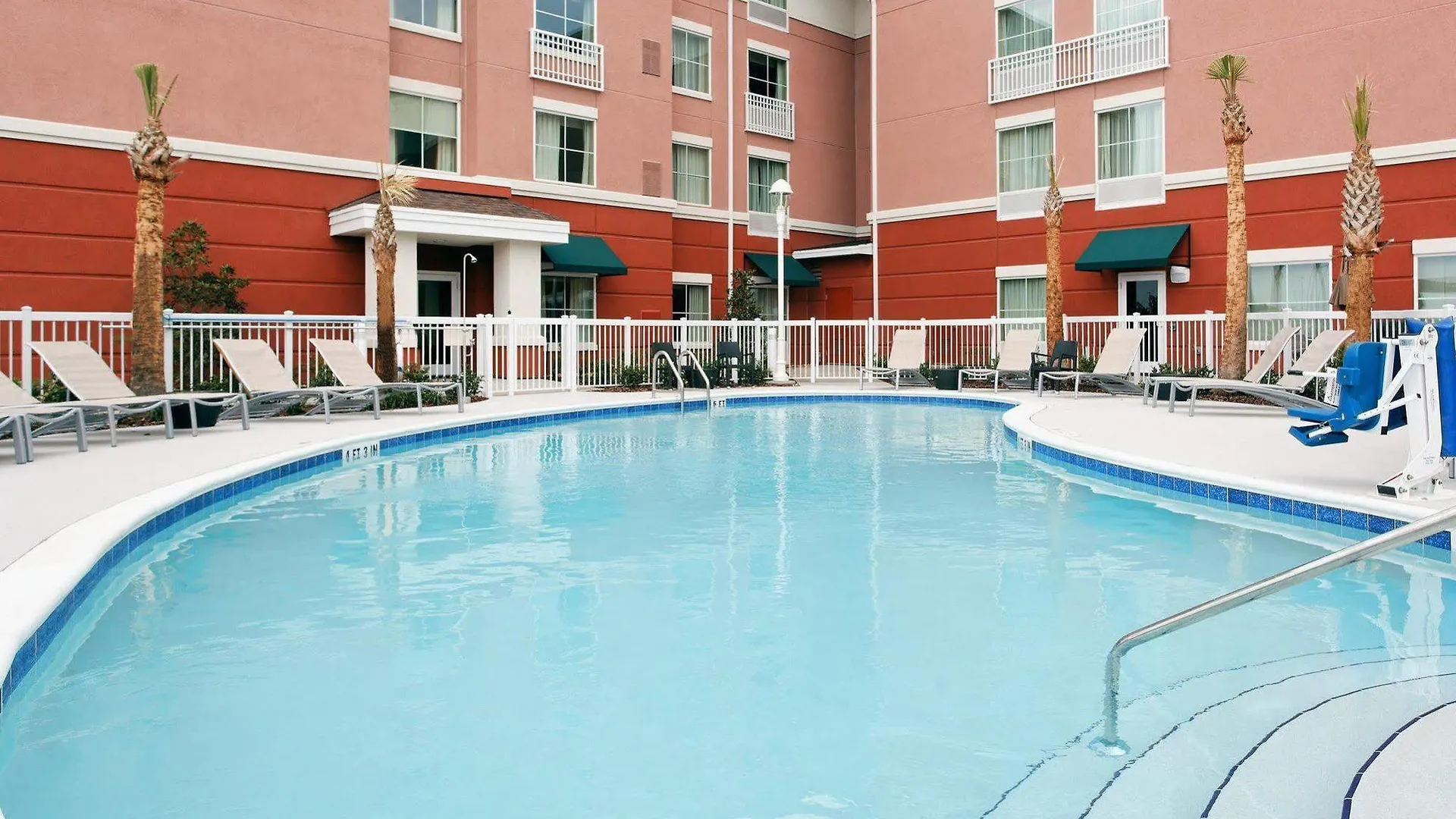 Homewood Suites By Hilton Orlando Airport